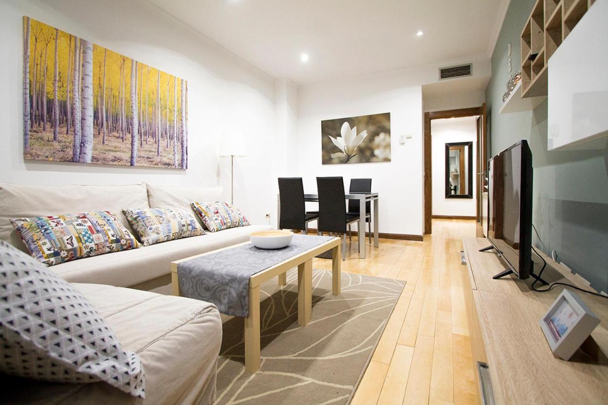 Apartamentos Adelfas Μαδρίτη Εξωτερικό φωτογραφία