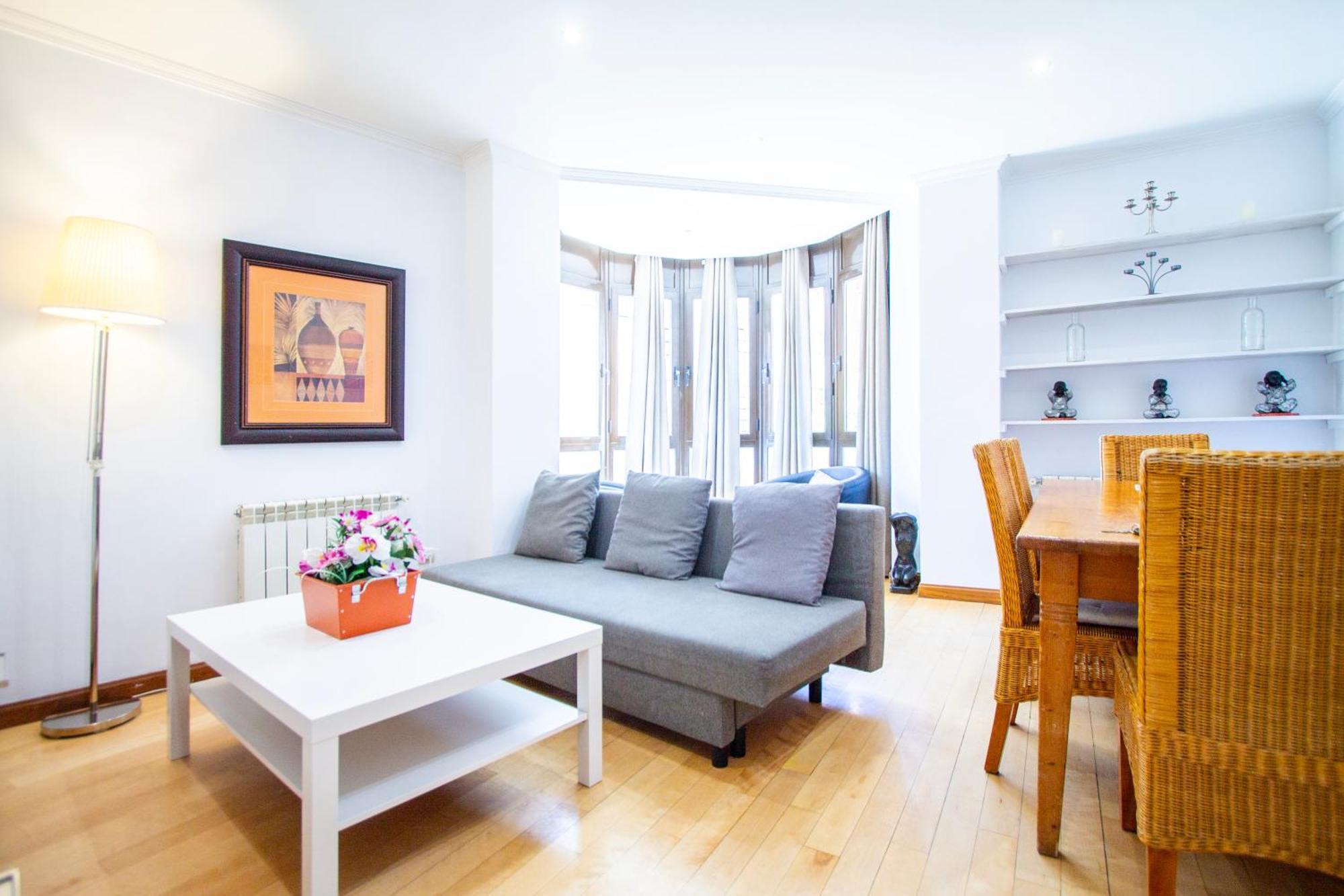 Apartamentos Adelfas Μαδρίτη Εξωτερικό φωτογραφία