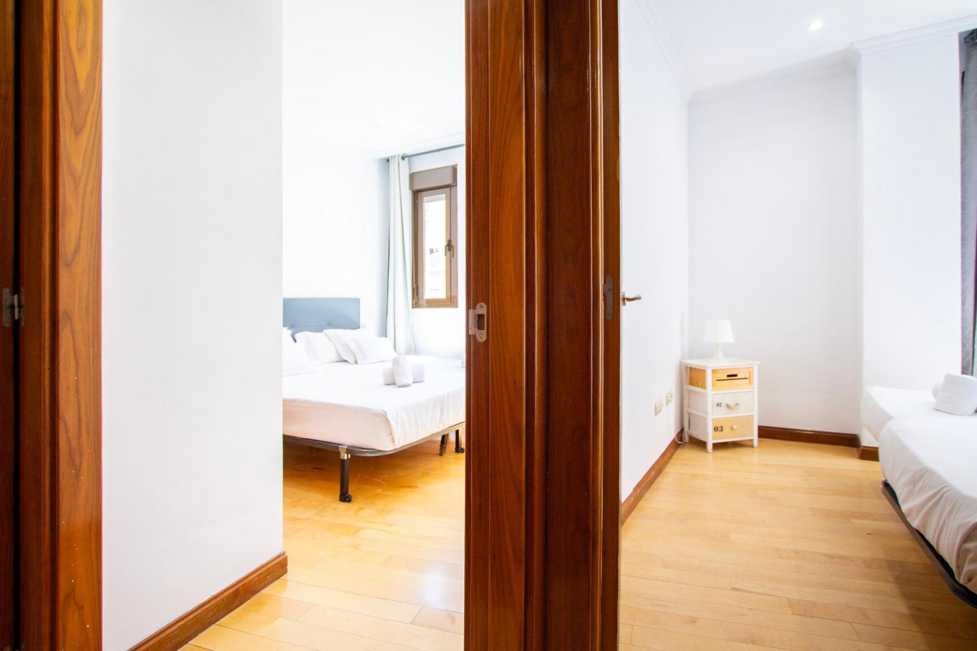 Apartamentos Adelfas Μαδρίτη Εξωτερικό φωτογραφία