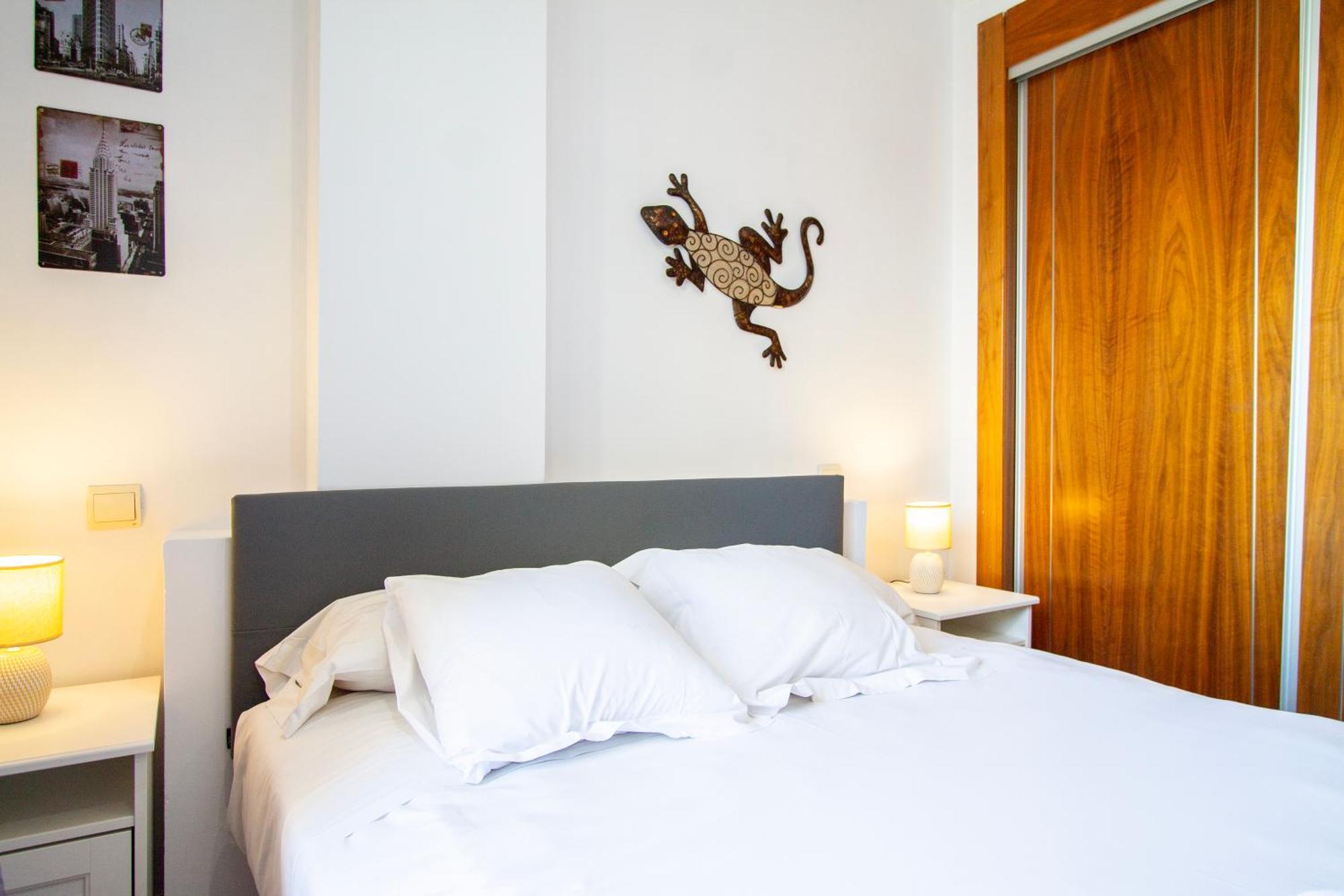 Apartamentos Adelfas Μαδρίτη Εξωτερικό φωτογραφία