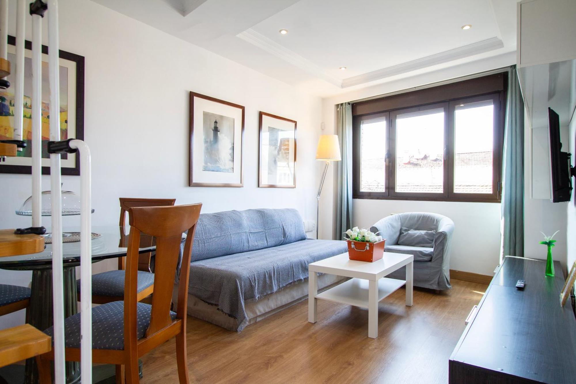Apartamentos Adelfas Μαδρίτη Εξωτερικό φωτογραφία