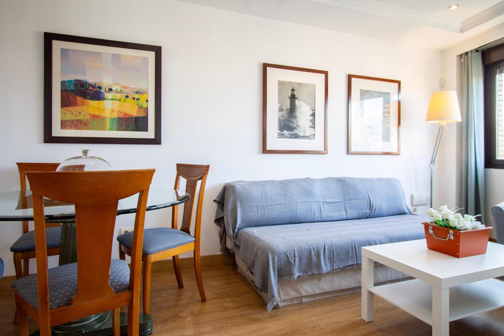 Apartamentos Adelfas Μαδρίτη Εξωτερικό φωτογραφία