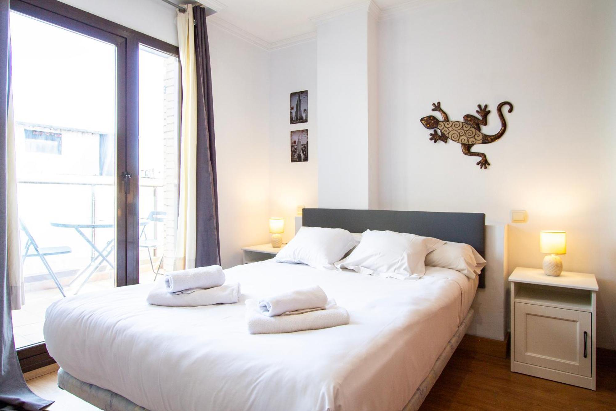 Apartamentos Adelfas Μαδρίτη Εξωτερικό φωτογραφία