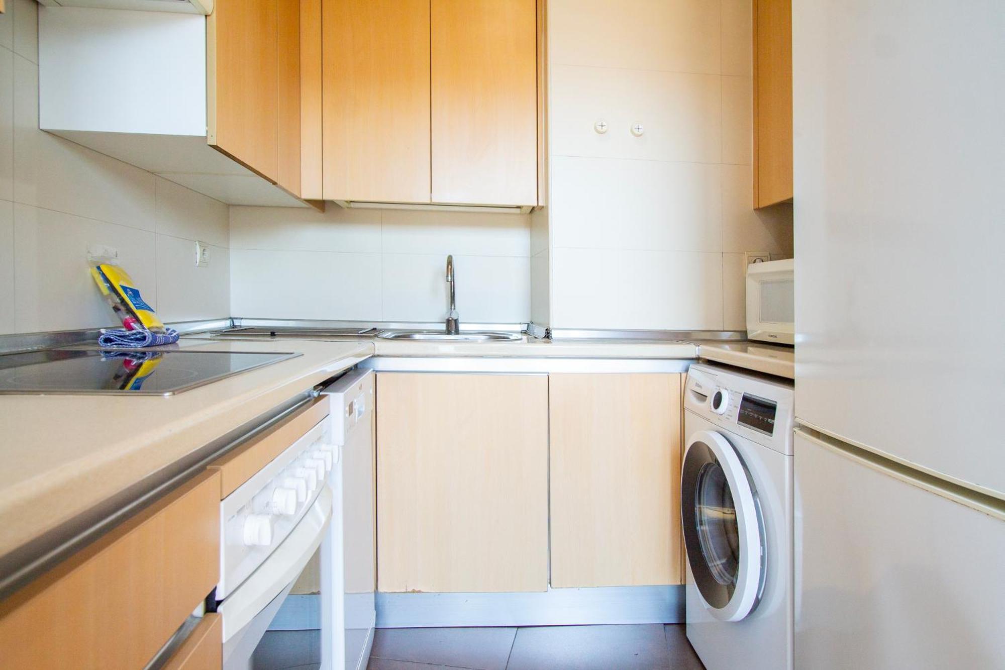 Apartamentos Adelfas Μαδρίτη Εξωτερικό φωτογραφία