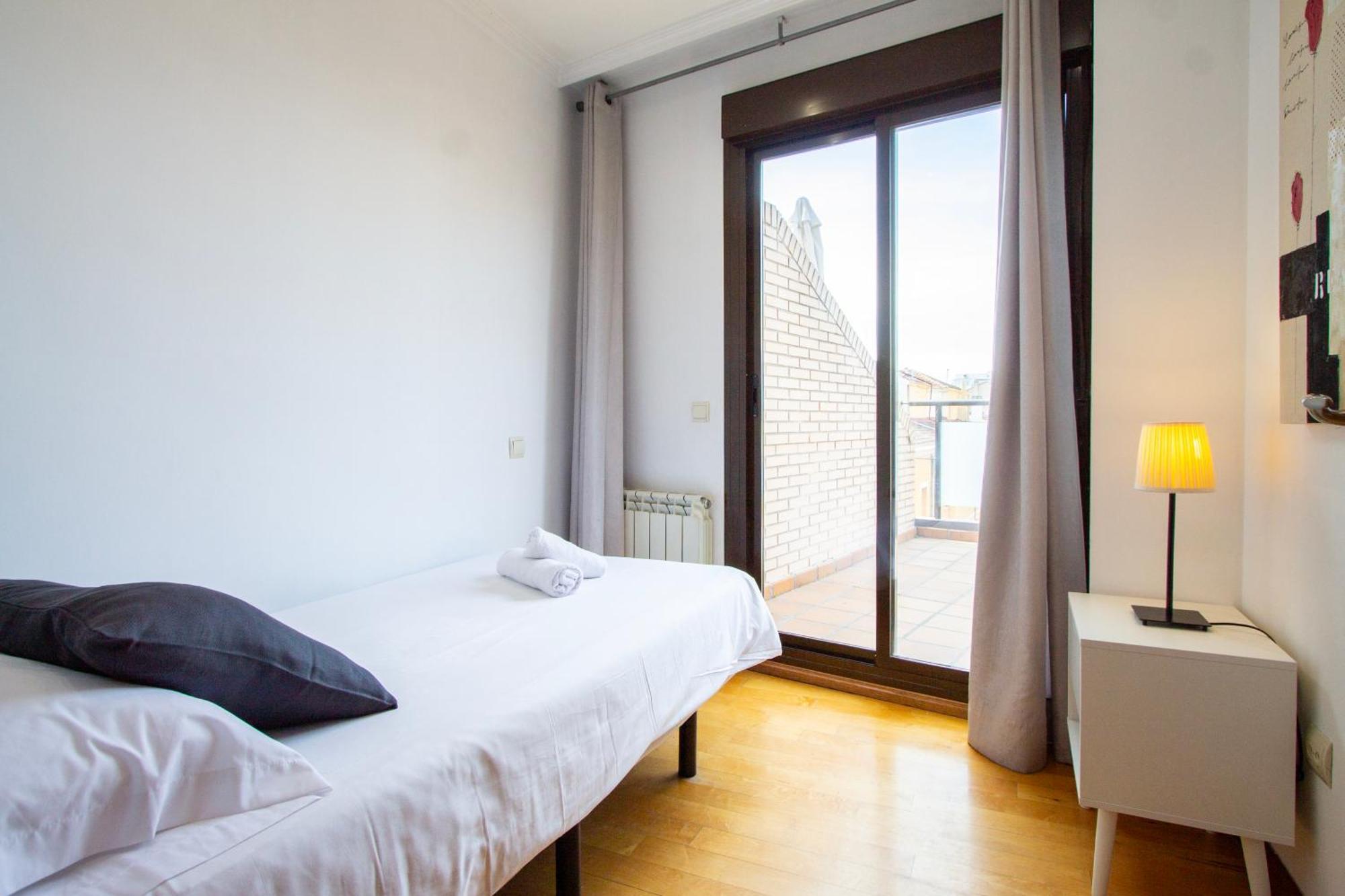 Apartamentos Adelfas Μαδρίτη Εξωτερικό φωτογραφία
