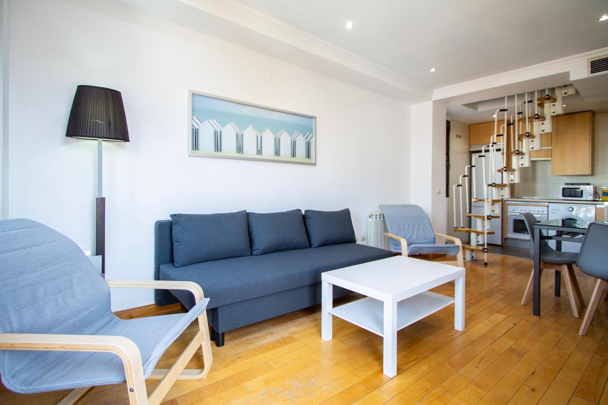 Apartamentos Adelfas Μαδρίτη Εξωτερικό φωτογραφία